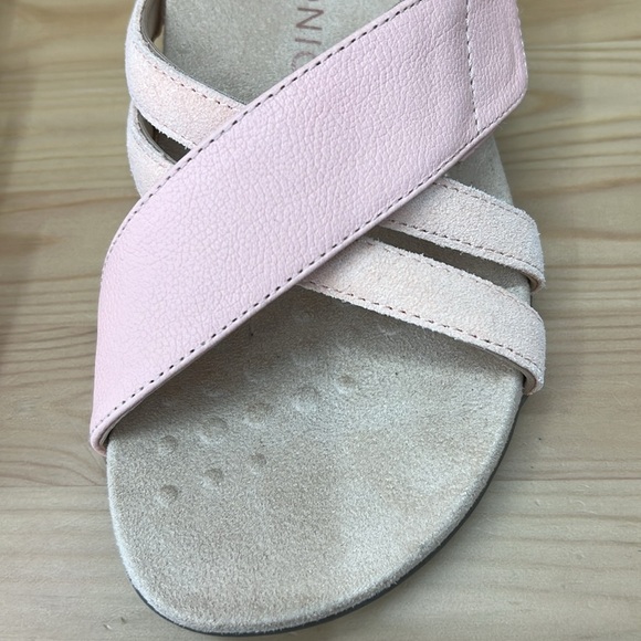 Vionic Zarie Roze Leather Sandals Sz 8.5W Slide On Adjustable Straps EUC - Picture 5 of 11